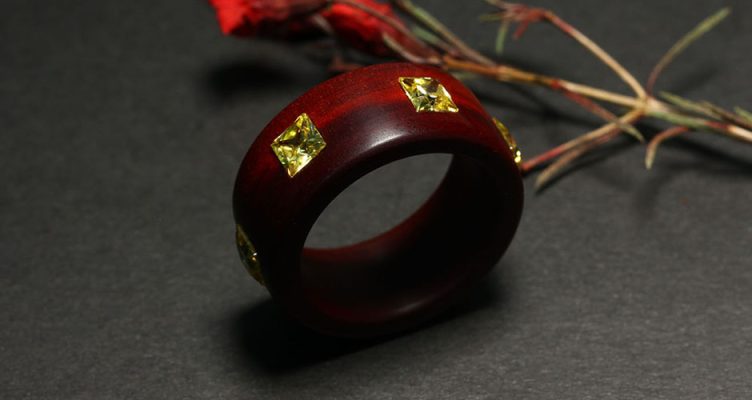 rosewood ring