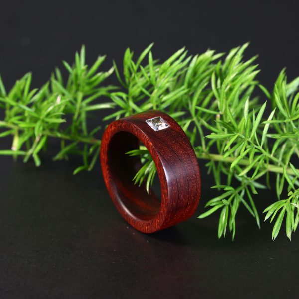 Rosewood ring