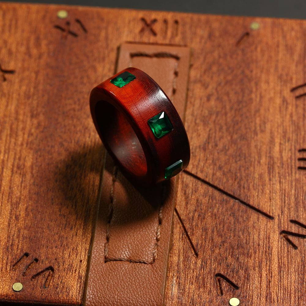 rosewood ring